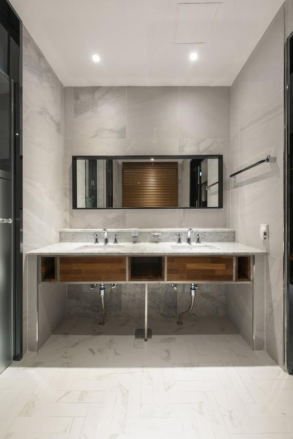Brown-Dot Hotel Shinho Pusan Zewnętrze zdjęcie