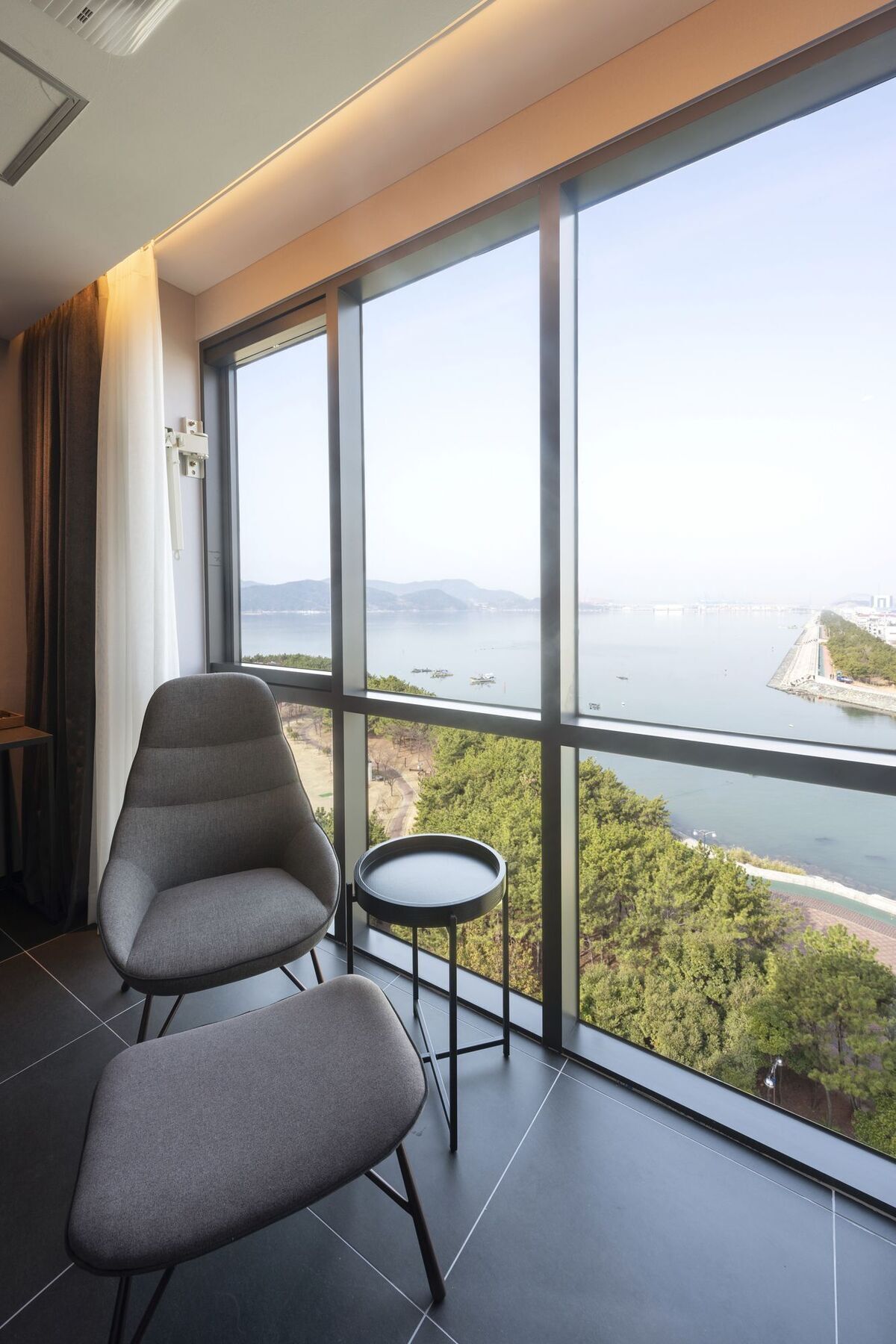 Brown-Dot Hotel Shinho Pusan Zewnętrze zdjęcie