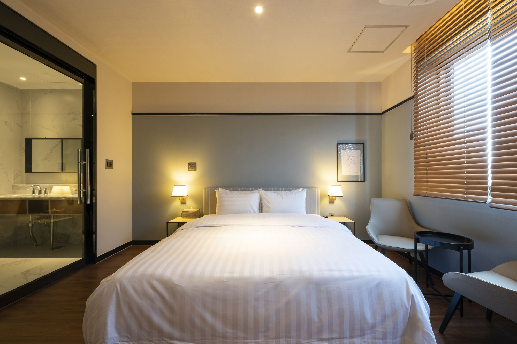 Brown-Dot Hotel Shinho Pusan Zewnętrze zdjęcie